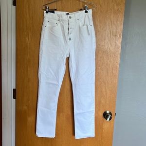 Gap white high rise cigarette size 6/28 nwt jeans